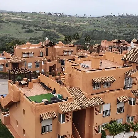 2 Bedroom Penthouse With A Private 360 Rooftop Terrace With Sea And Mountain Views *